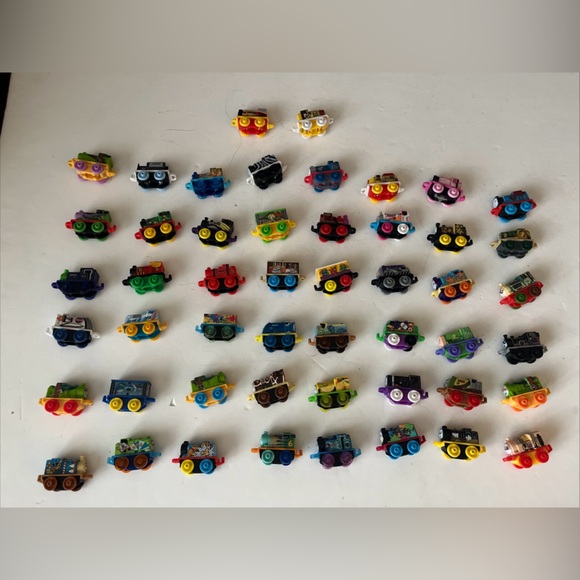 Toys | Lot Of 5 Thomas And Friends Micro Mini Train 2 Plastic Toys ...